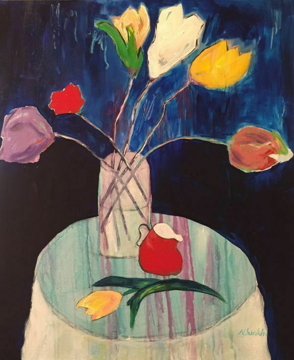 EVERYTHING'S COMING UP TULIPS